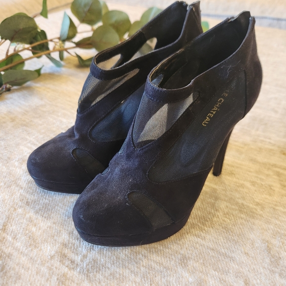 Le Chateau Gothic Sexy Black Mesh Suede Platform Pumps Heels - Picture 2 of 5